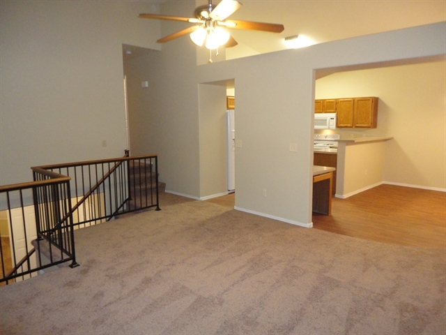 Building Photo - 1212 W Glenmere Dr