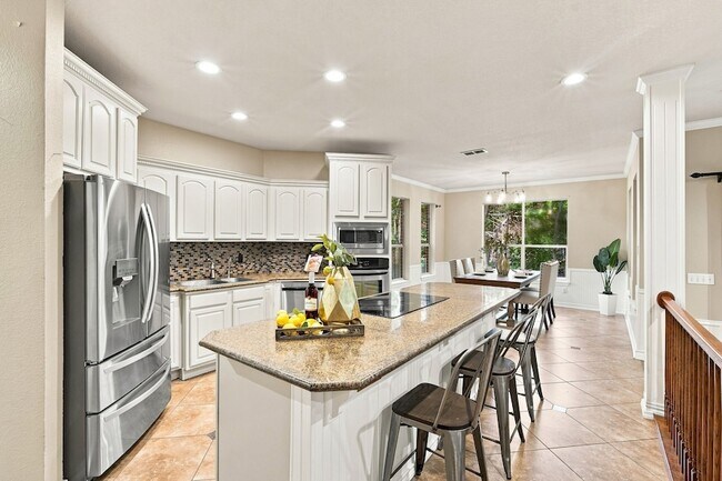 Building Photo - 7030 Pecan Creek Cir