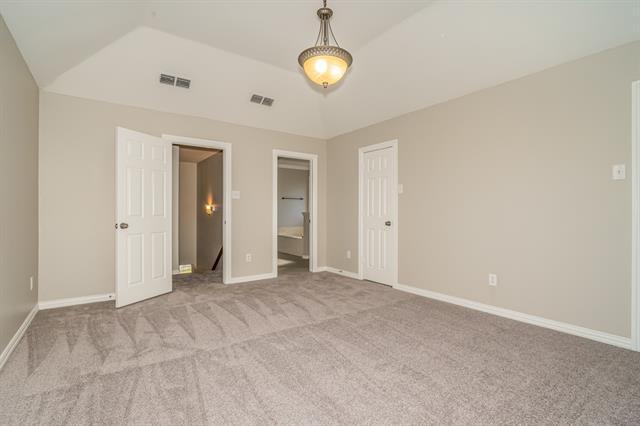 Building Photo - 4402 Spinnaker Dr