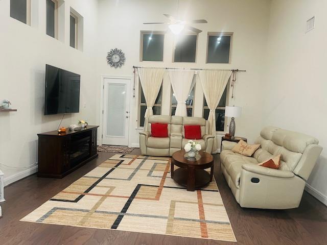 Building Photo - 4429 Casa Robles Dr