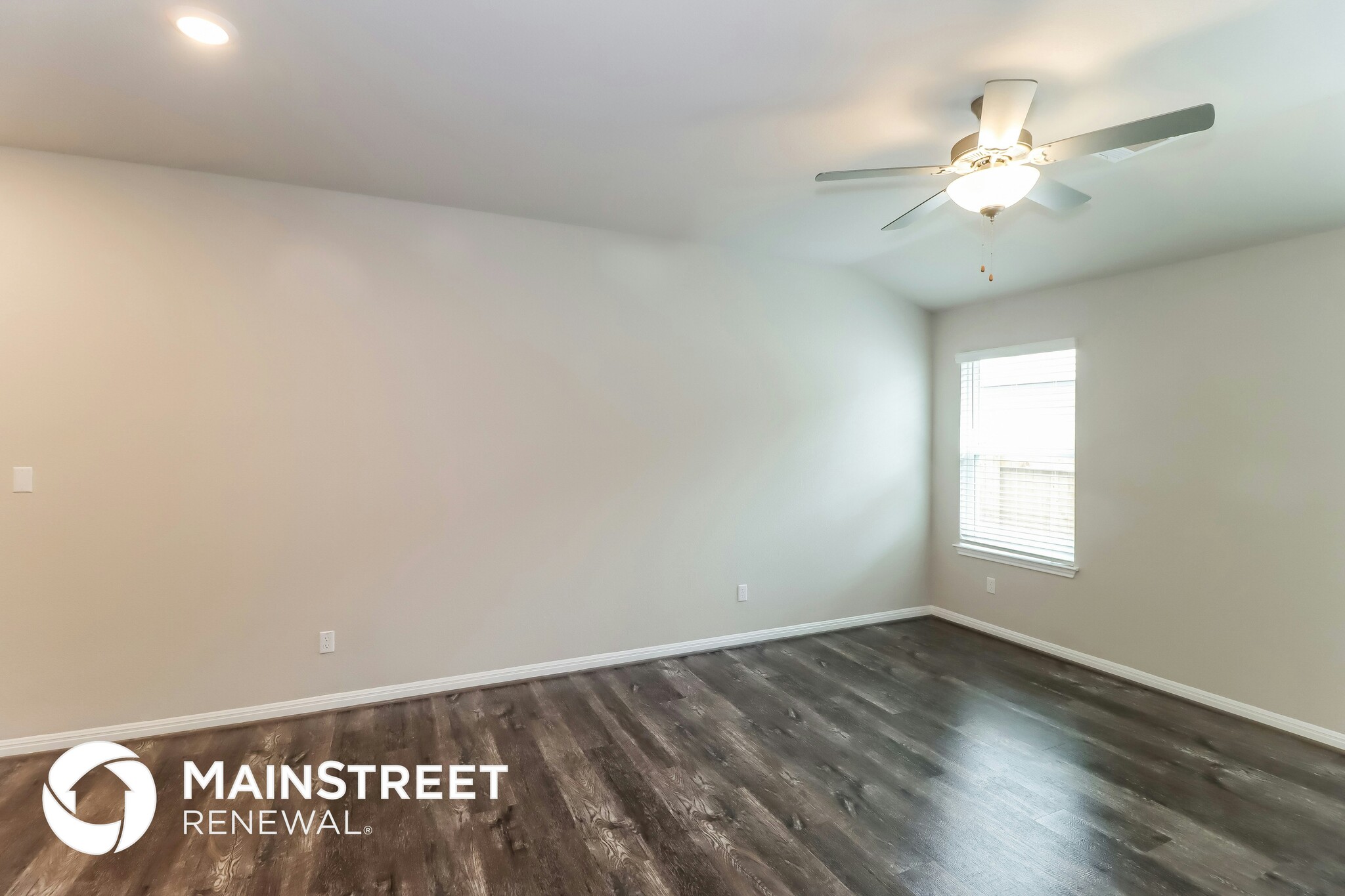 Building Photo - 318 Durango Downs Dr