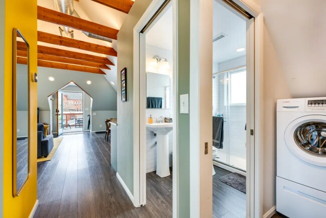 Building Photo - 3615 N Williams St