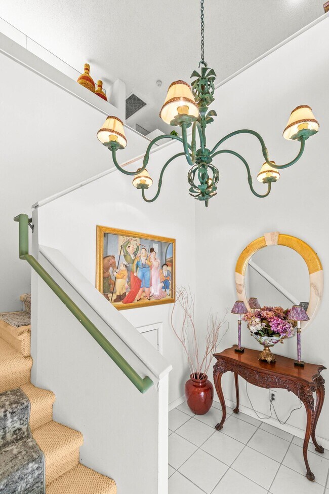 Building Photo - 5184 Lake Catalina Dr N