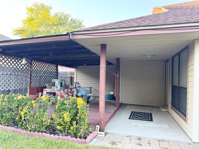 Building Photo - 406 Beverly Ln