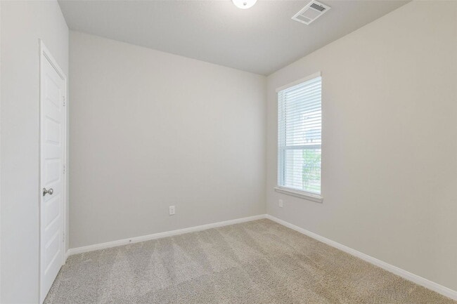 Building Photo - 17418 Rosette Grass Dr