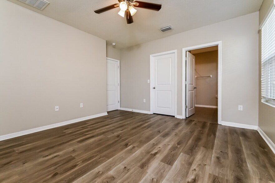 Building Photo - 8108 Bilston Village Ln
