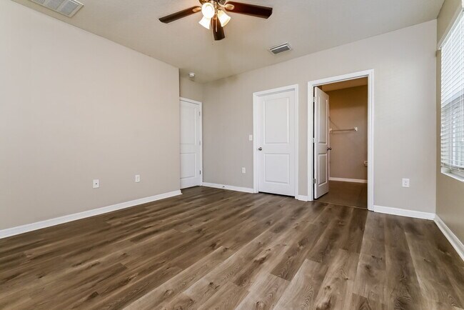 Building Photo - 8108 Bilston Village Ln
