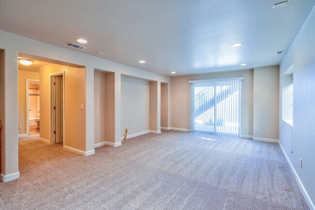 Building Photo - 4714 Portillo Pl