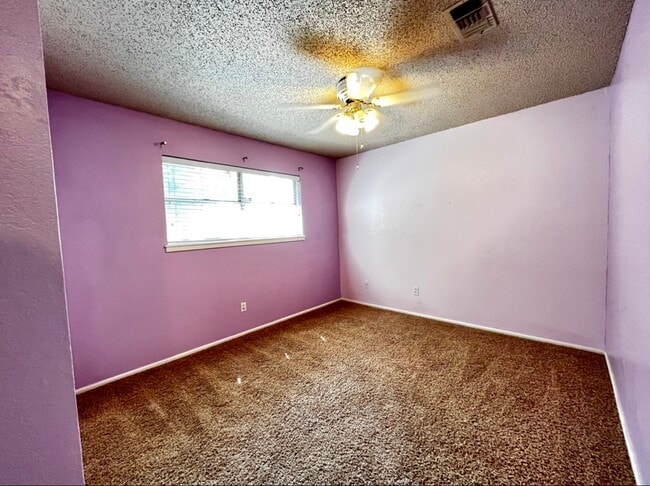 Building Photo - 7009 Wayne Ave