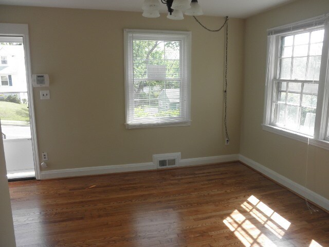 Building Photo - 5507 Gwynndale Ave/ Rehabbed 3 bedroom 1 b...