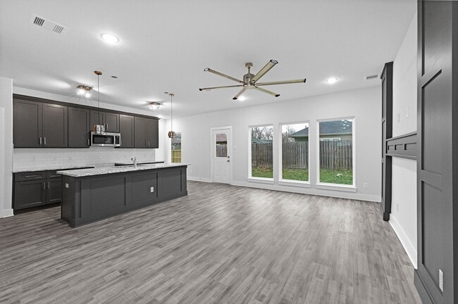 Building Photo - 4677 Bellfort Ave