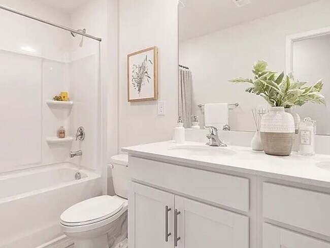 Building Photo - 1302 Falls of Hickory