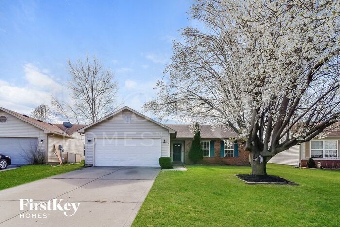 Primary Photo - 5323 Milhouse Rd
