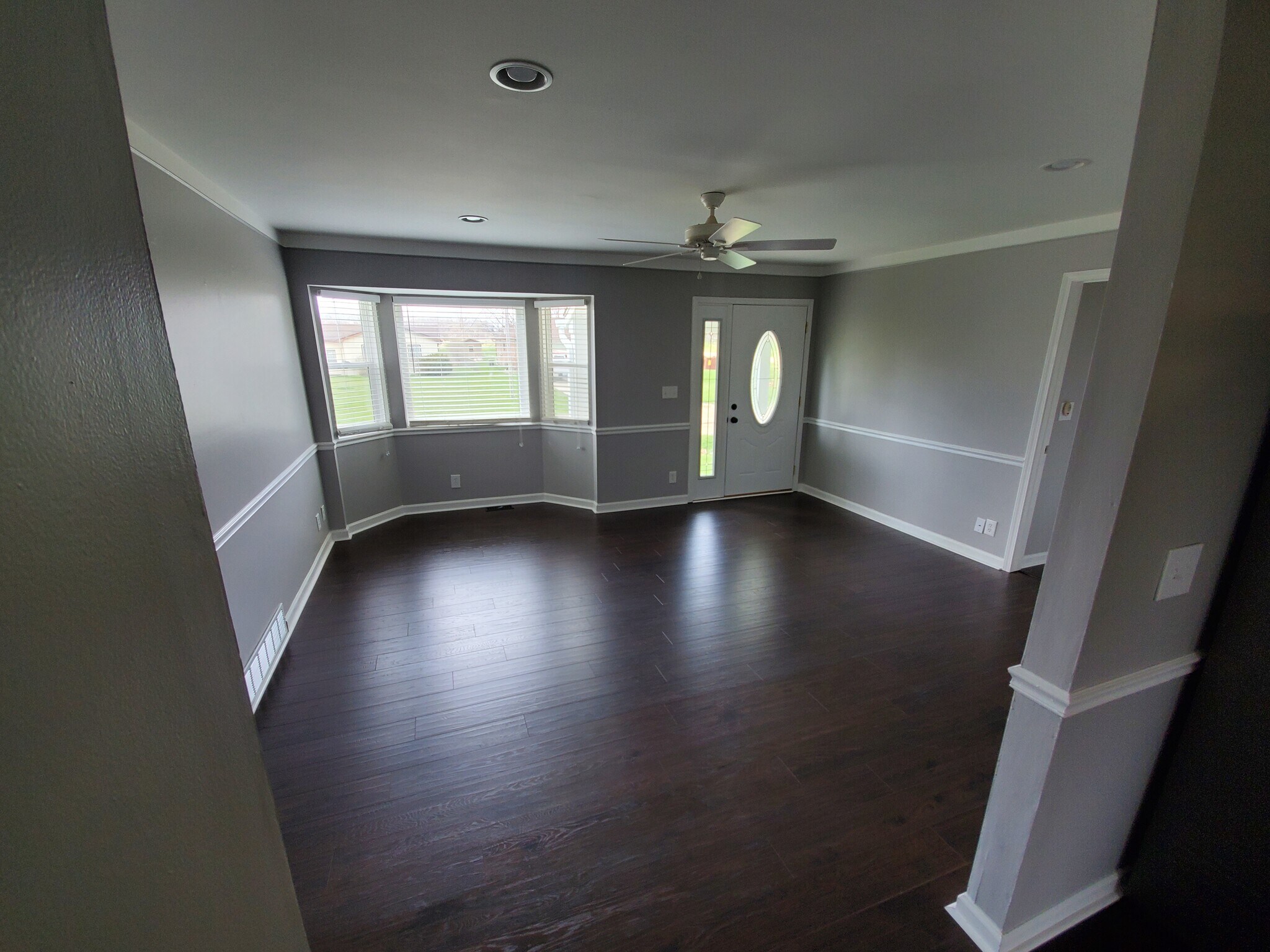 Family room - 1411 Parke Street