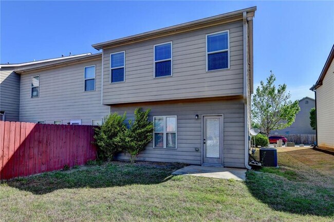 Building Photo - 2520 Morgan Chase Dr
