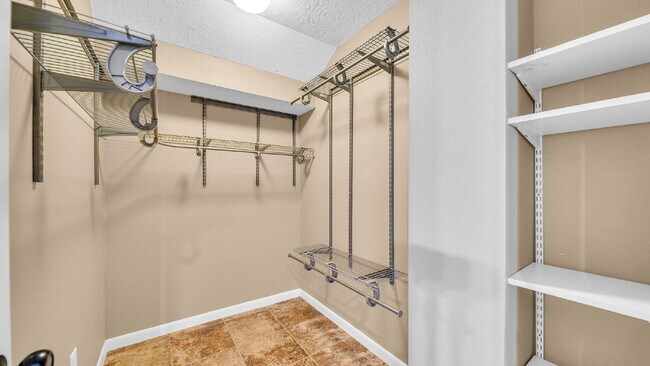 Building Photo - Find comfort, style, and convenience in this beautiful 3-bedroom home located in a desirable gate...