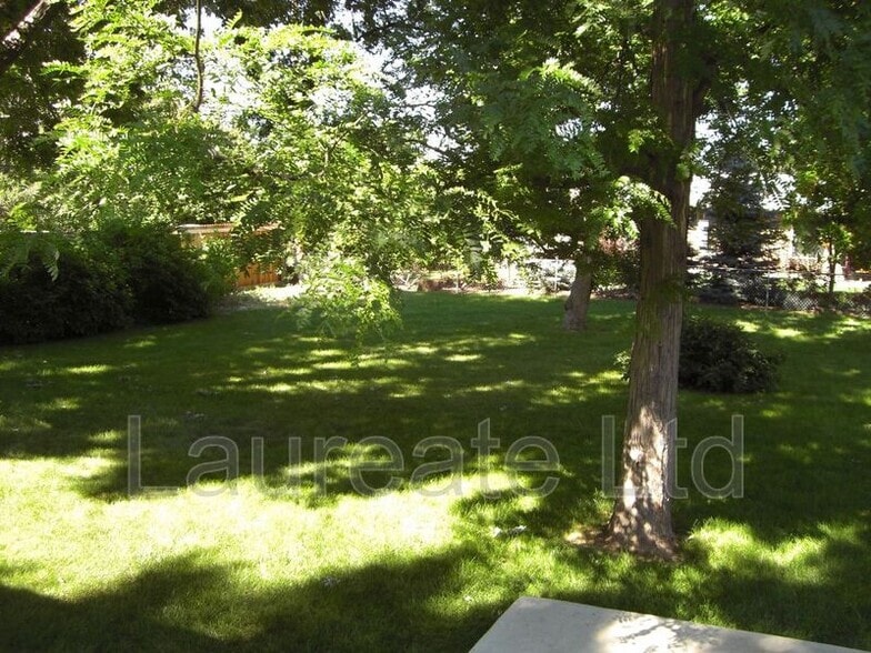 Building Photo - 3344 S Elmira Ct