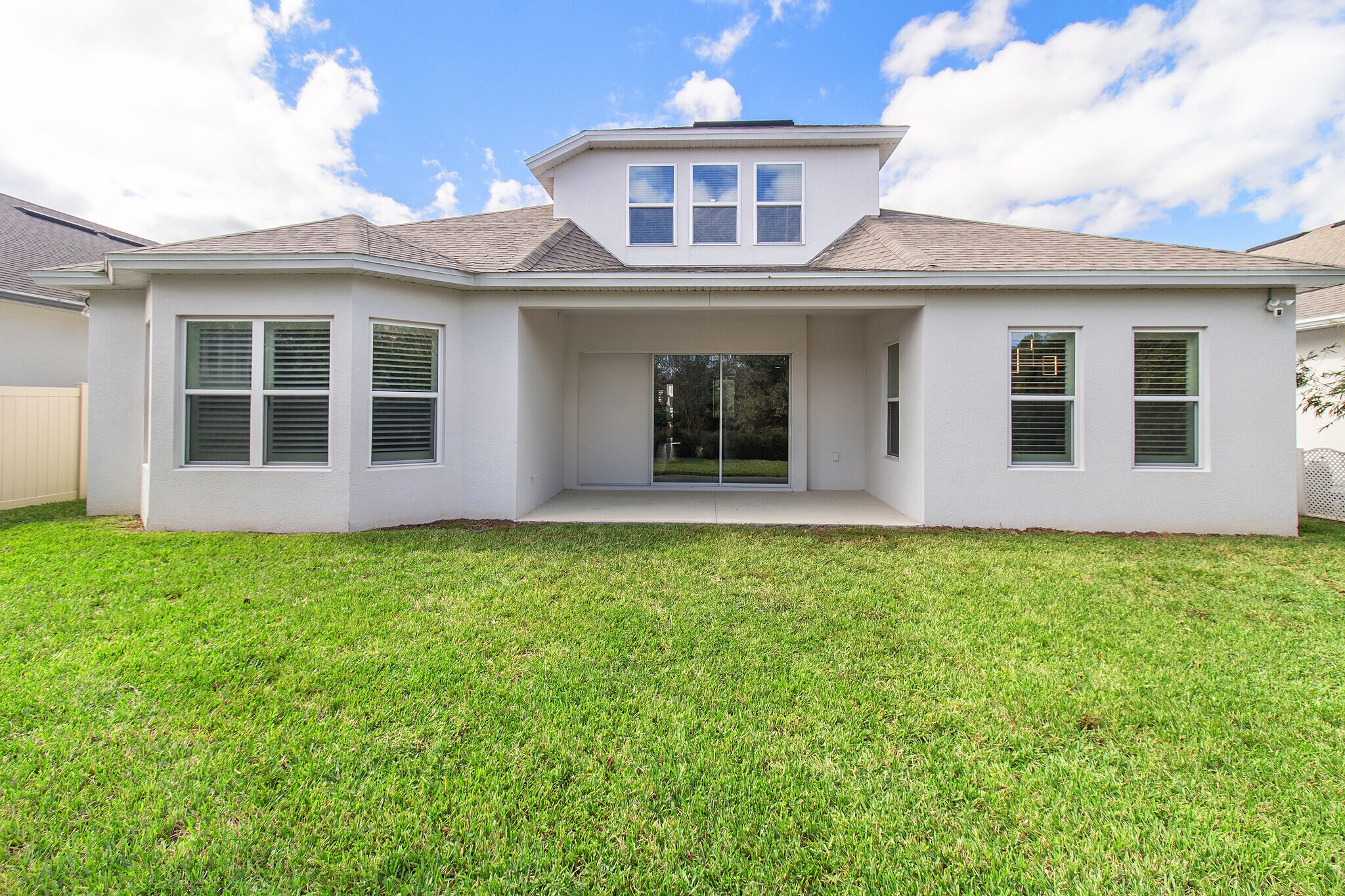 Building Photo - 7531 Mandarin Grove Way