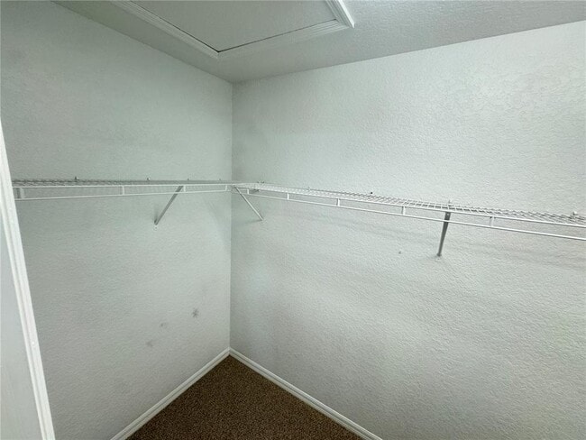 Building Photo - 4876 Summerfield Cir