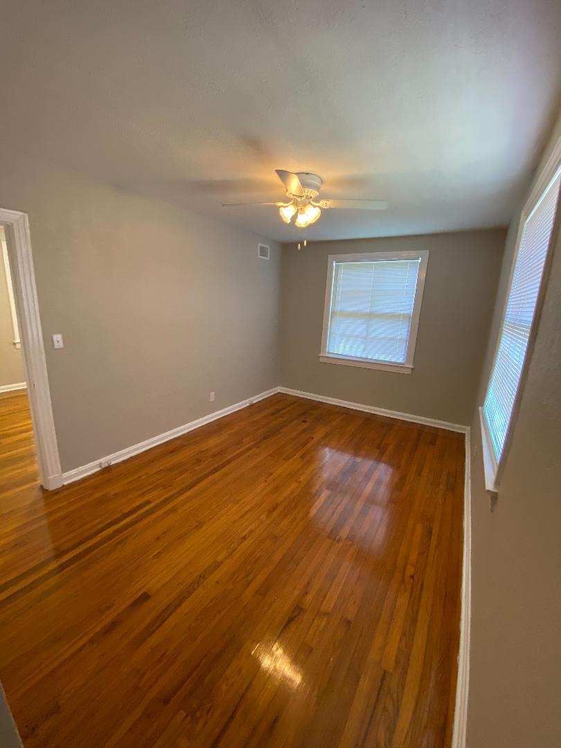 Bedroom - 2741 Riverside Ave