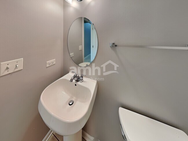 Building Photo - 1756 Wick Way