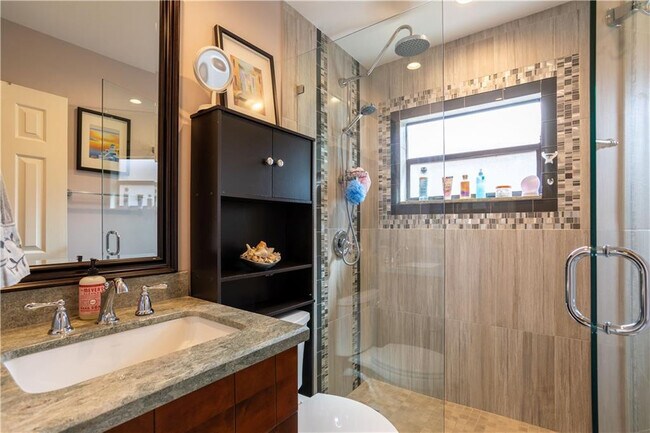 Building Photo - 7618 Solimar Cir