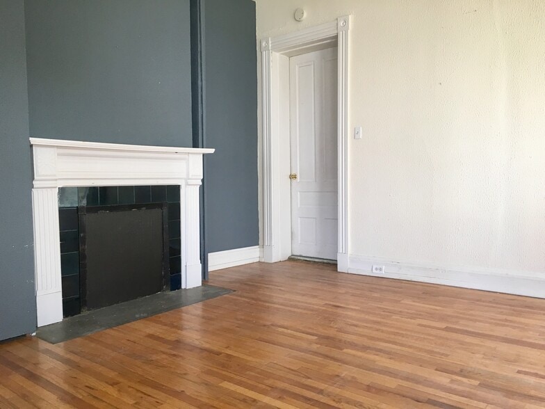 Bedroom 1 - 4530 Lafayette Avenue