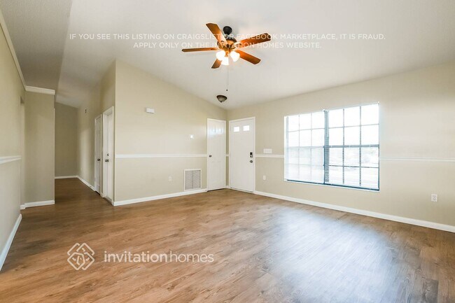 Building Photo - 4635 Robert St