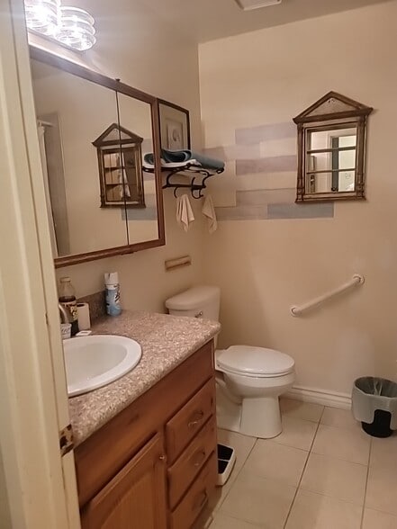 Building Photo - 274 Echo Canyon Pl