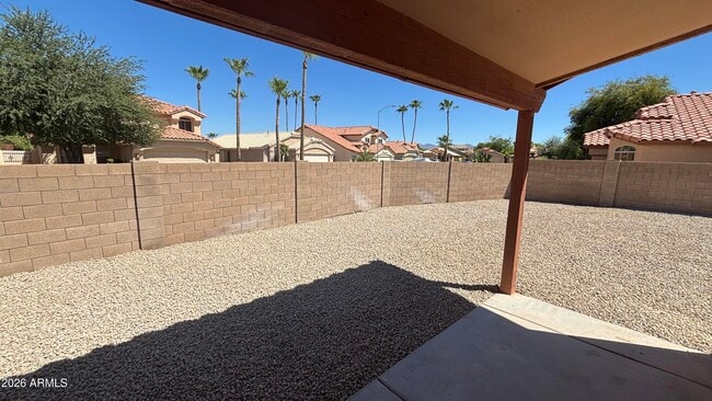Building Photo - 12721 W Palm Ln