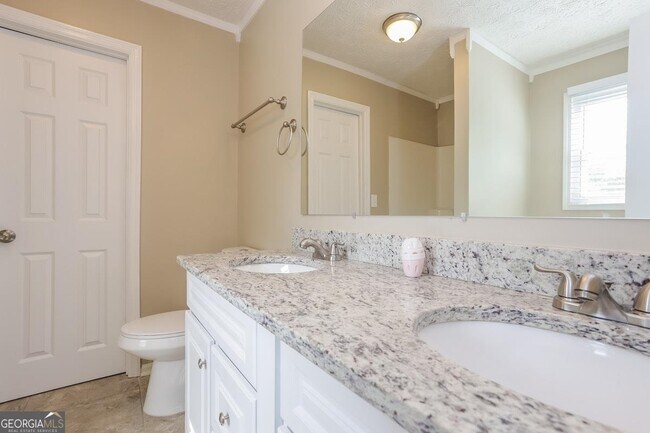 Building Photo - 1206 Ling Way