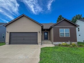 Building Photo - Single-Family Off Exit 1!