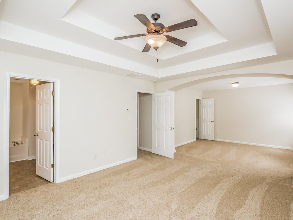 Building Photo - 3067 Woodbridge Ln