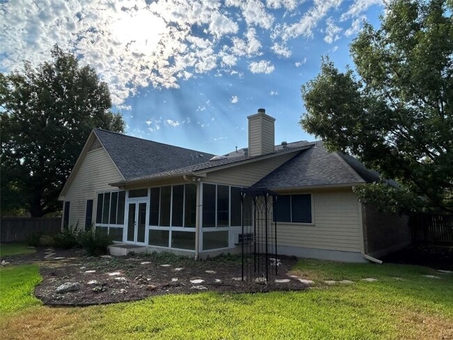 Building Photo - 5356 Magdelena Dr