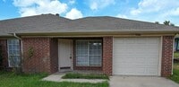 Building Photo - 3 bed 2 bath Duplex Decatur TX
