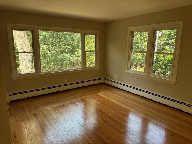 Building Photo - 36 Crowell St