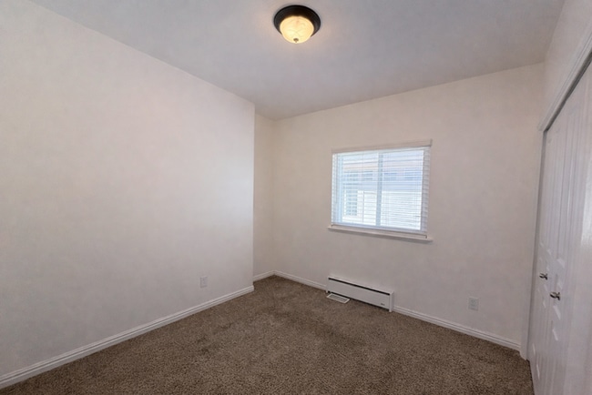 Building Photo - Peppercorn