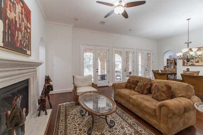 Building Photo - 6 W Monteagle Cir