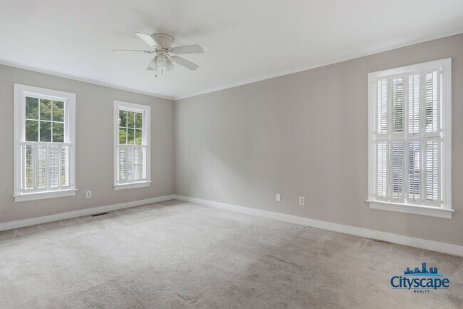 Building Photo - Charming Farmhouse-style Home Adjacent to Huguenot Park!