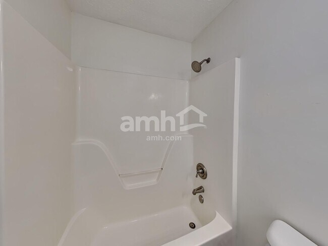 Building Photo - 1300 Georgetown Dr