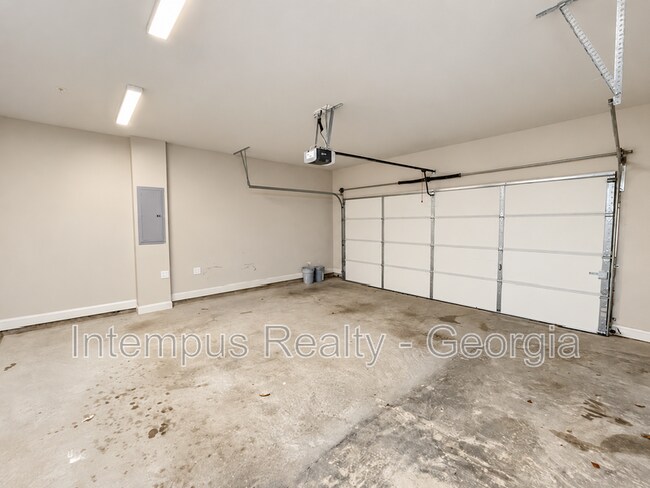 Building Photo - 1260 Stone Castle Cir