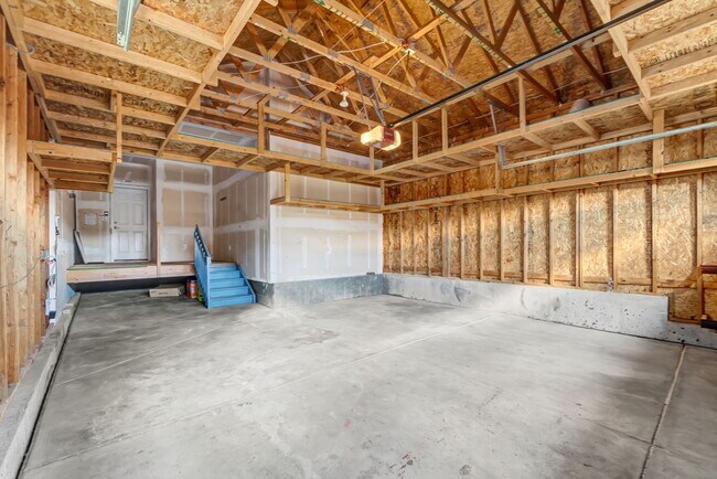 Building Photo - 15709 W 95th Pl