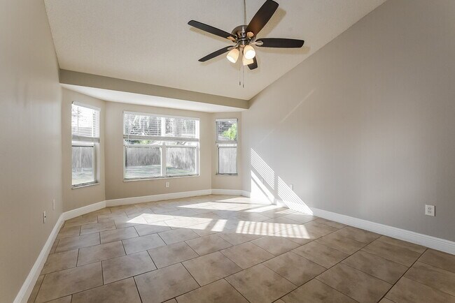 Building Photo - 4210 Red Bird Ave