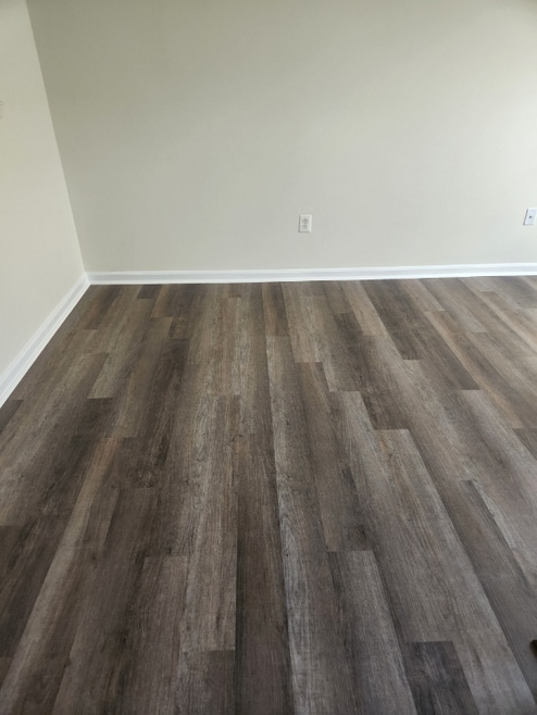 Building Photo - 2705 Claybrooke Dr