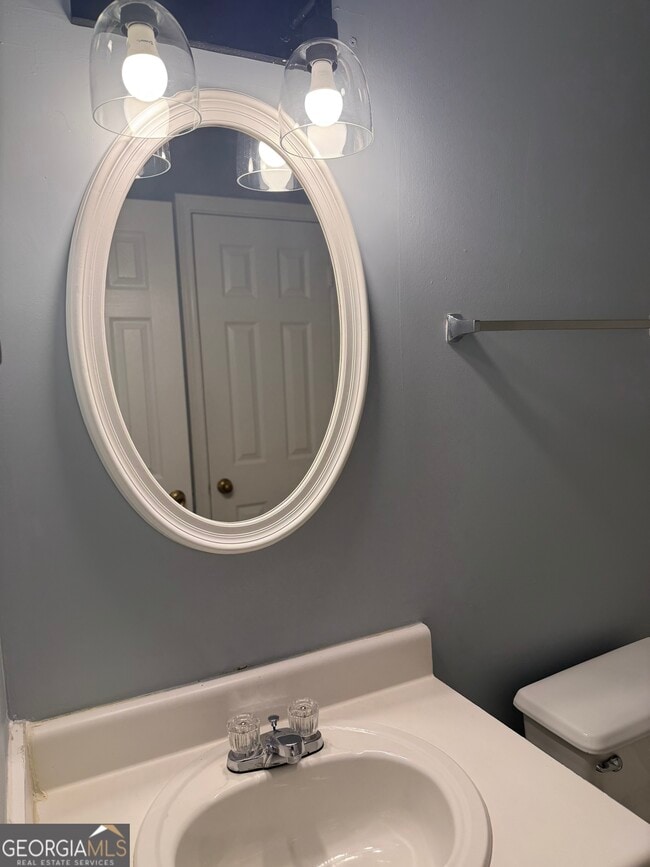 Building Photo - 135 Plantation Blvd