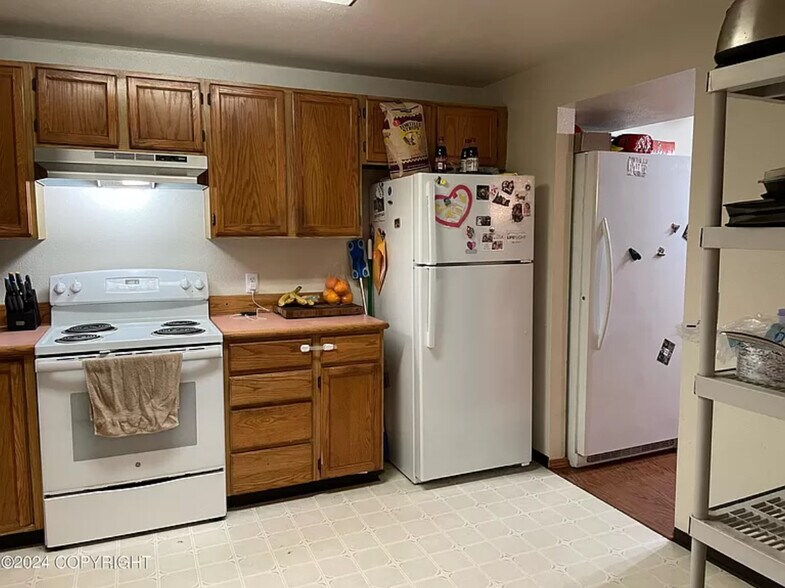 Building Photo - 1219A Selief Ln