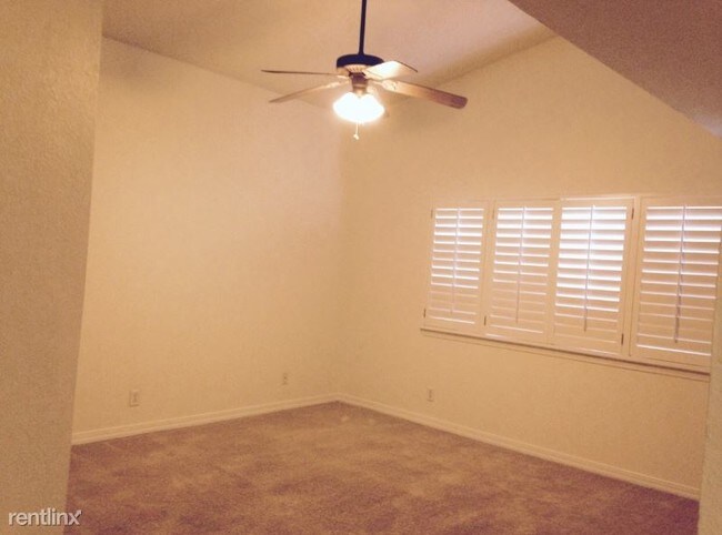 Building Photo - 4 br, 2.5 bath House - 1316 Olga Mapula Dr
