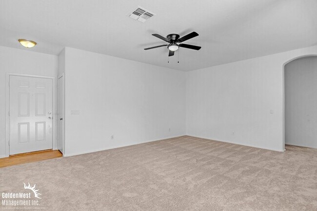 Building Photo - Updated 3Bdm 2Ba Home in Surprise!