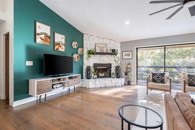 Building Photo - 3002 Evensong Ct