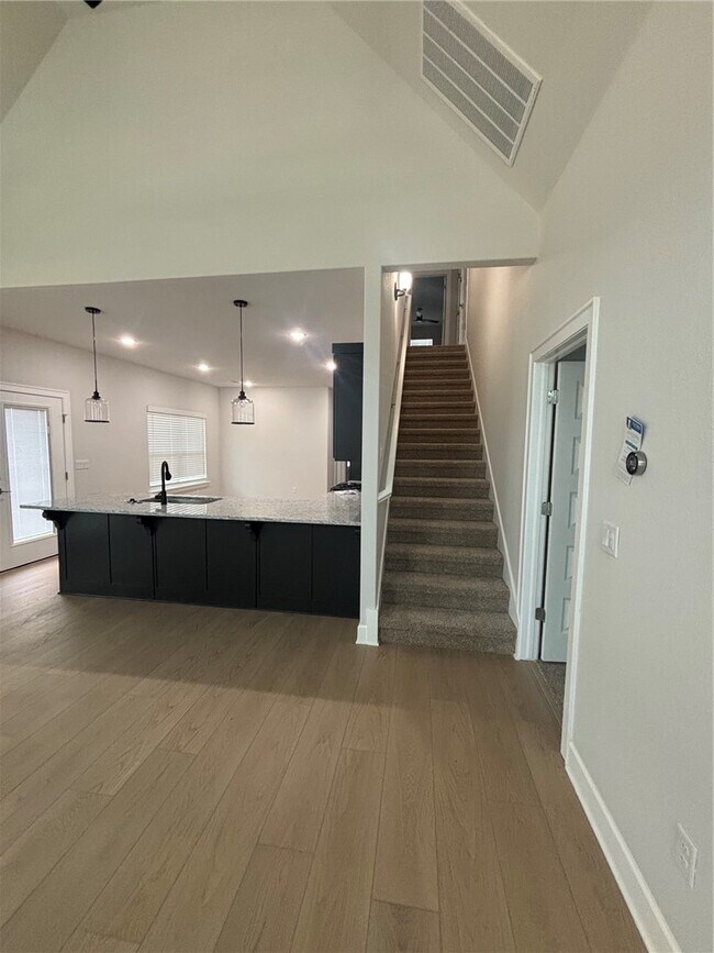 Building Photo - 3009 SW Lovely Ln
